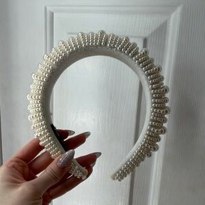White Elegant Pearl-Embellished Headband